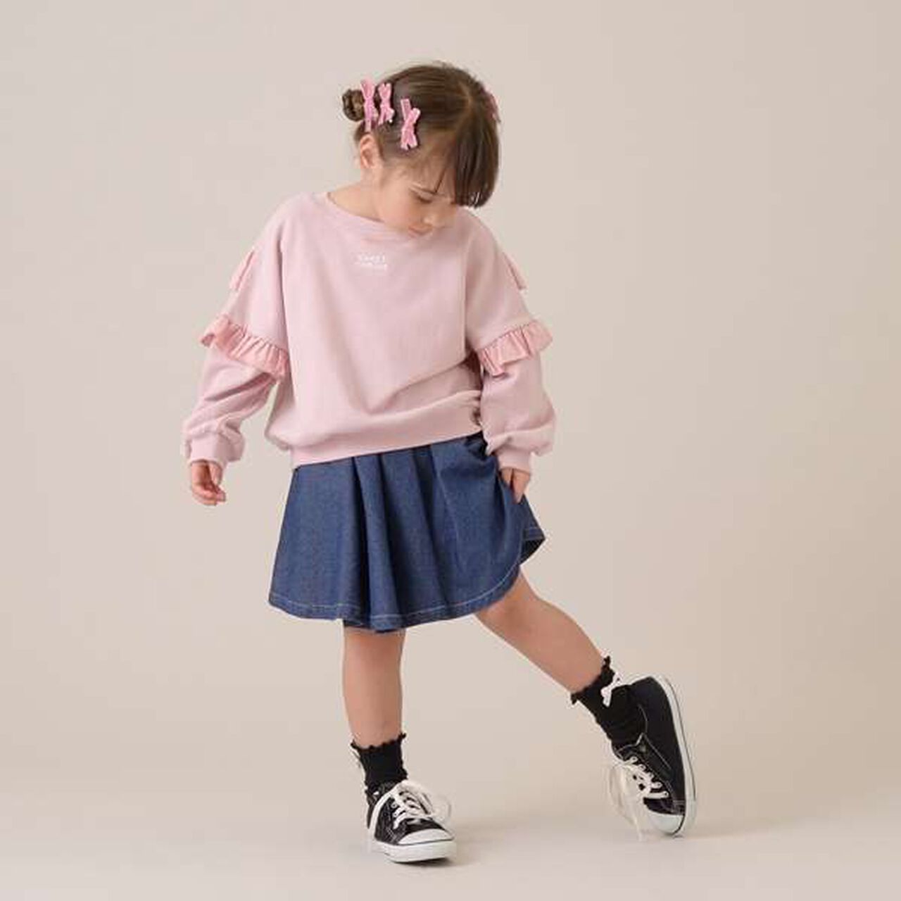 Pilling-Resistant Frill Sweatshirt,Black, large image number 3