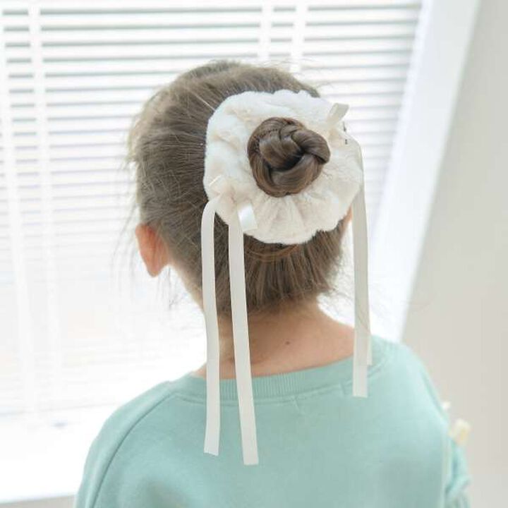 Ribbon-Trimmed Faux Fur Scrunchie,Beige, medium image number 7