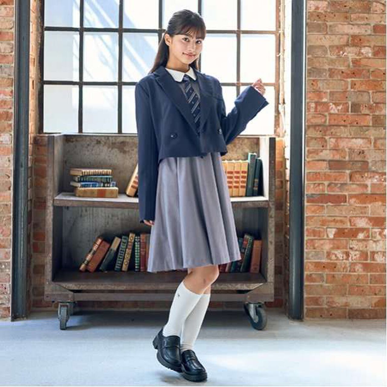Graduation Attire Bolero Jacket with Emblem,Black, large image number 12