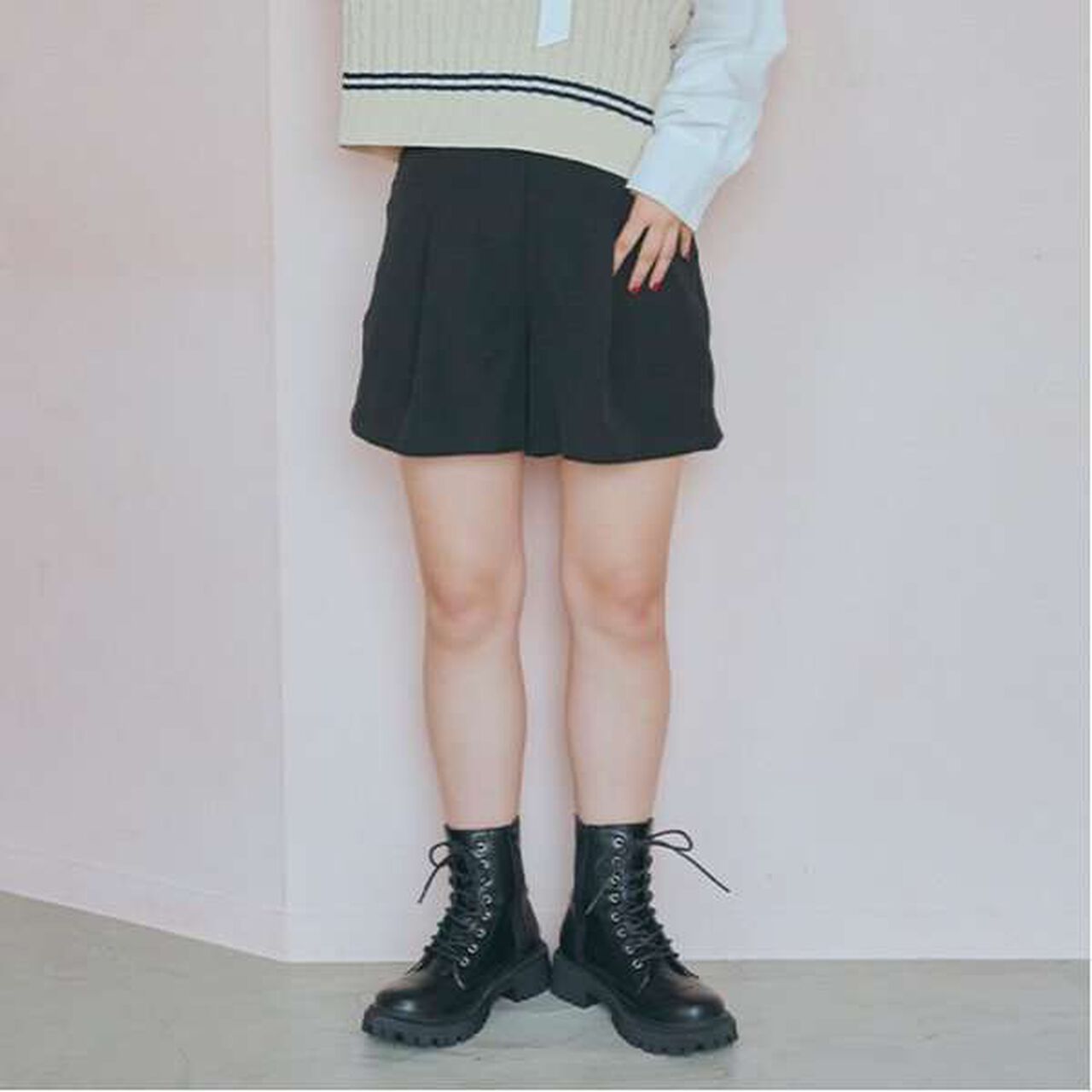 Back Lace-Up Shorts,Gray, large image number 21