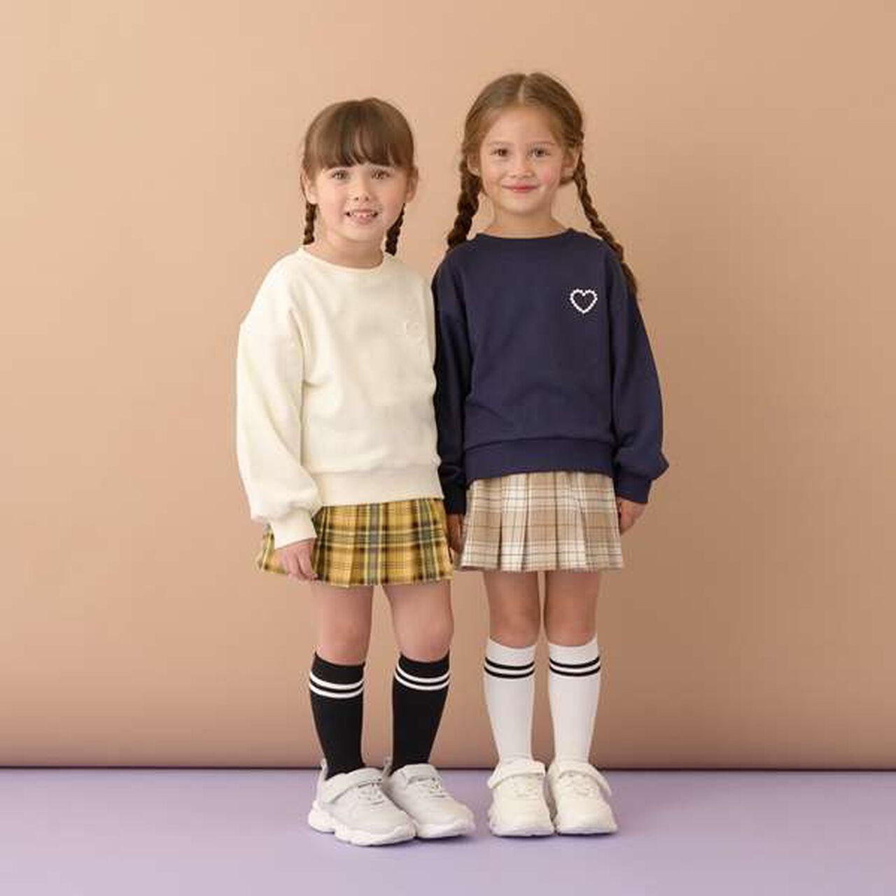 Versatile Short Sweatshirt with Accent,Beige, large image number 9